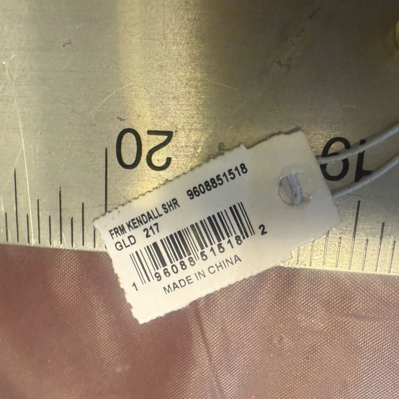 NWT Kendra Scott 14k Gold White Mother of Pearl Kendall 16” Necklace w/ Dustbag - Picture 11 of 11